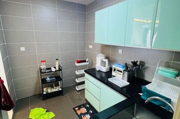 7 Tree Seven Residence