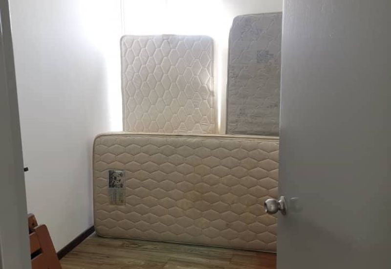 7 Tree Seven Residence