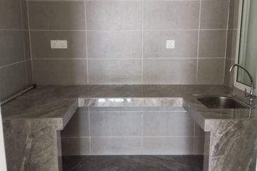 7 Tree Seven Residence