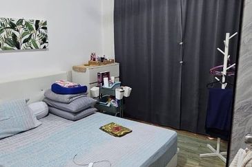 7 Tree Seven Residence