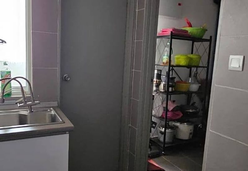 7 Tree Seven Residence