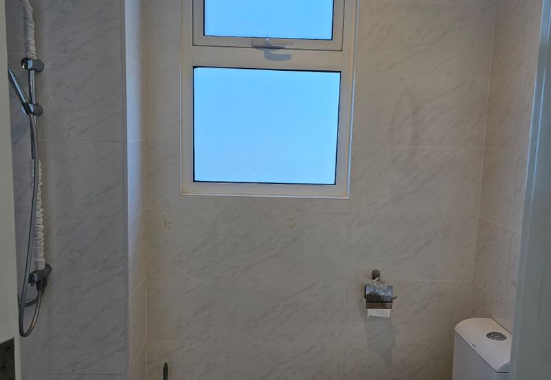 Aurora Tower @ Eco Sky