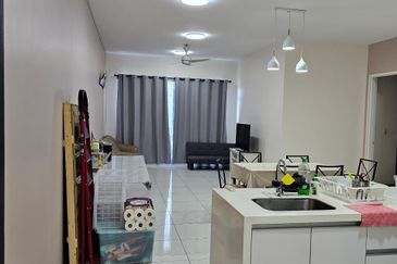 Aurora Tower @ Eco Sky