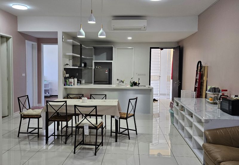 Aurora Tower @ Eco Sky