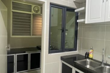 Fortune Perdana Lakeside Residences