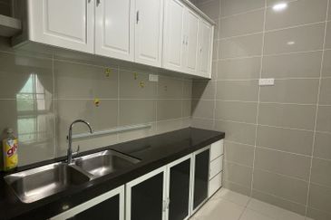 Fortune Perdana Lakeside Residences