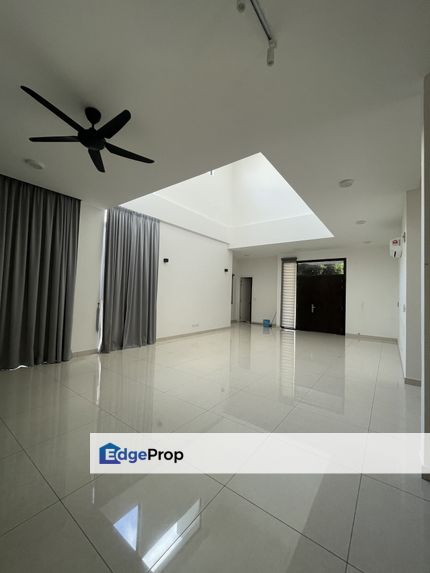 Bungalow Long branch residence, Kota kemuning, Selangor, Kota Kemuning