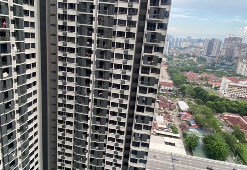 Petalz Residences (Residensi Rimbunan)