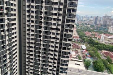 Petalz Residences (Residensi Rimbunan)