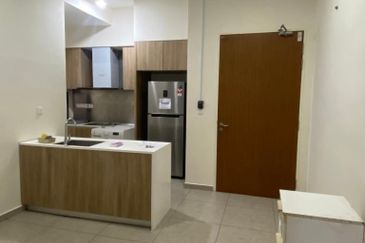 Petalz Residences (Residensi Rimbunan)