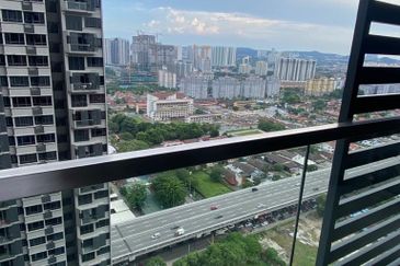 Petalz Residences (Residensi Rimbunan)