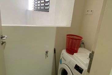 Petalz Residences (Residensi Rimbunan)