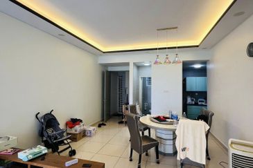 7 Tree Seven Residence