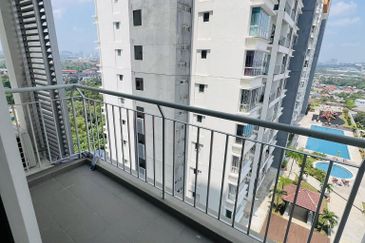 7 Tree Seven Residence