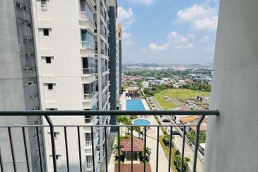 7 Tree Seven Residence