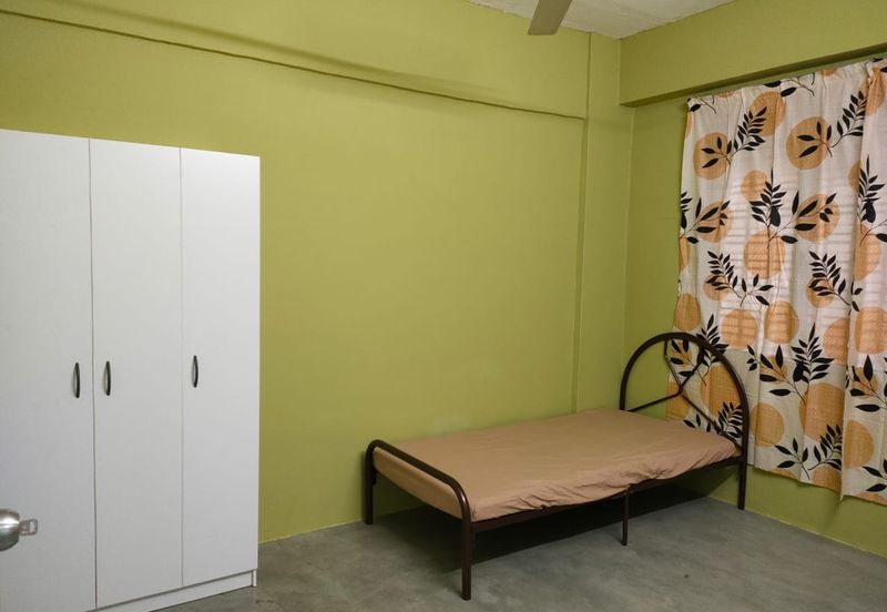 Flat Desa Mentari Blok 5