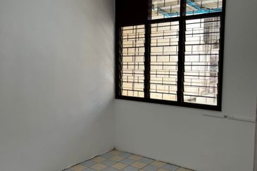 Bandar Menjalara (Desa Seri Mahkota)