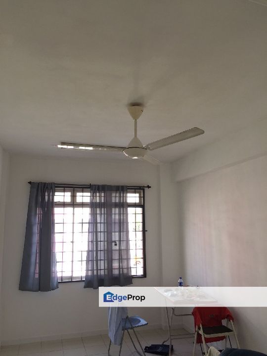 Megah Villa Kota Warisan Sepang Well Maintained, Selangor, Sepang