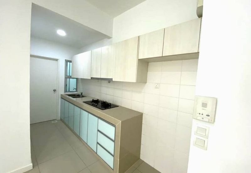 Dedaun Hijau (Greenfield Regency)