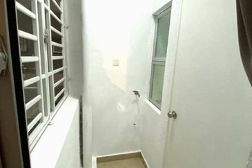 Dedaun Hijau (Greenfield Regency)