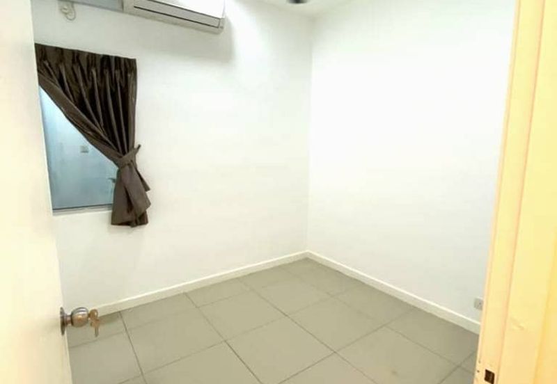 Dedaun Hijau (Greenfield Regency)