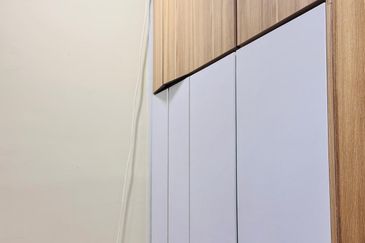 Meridin Bayvue Apartment