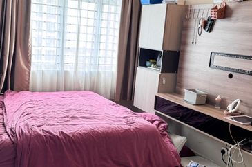 Meridin Bayvue Apartment