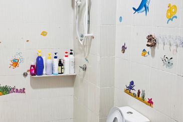 Meridin Bayvue Apartment