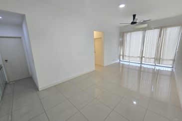 Dedaun Hijau (Greenfield Regency)