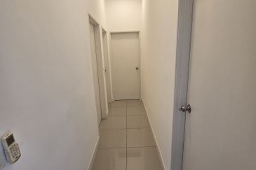 Dedaun Hijau (Greenfield Regency)