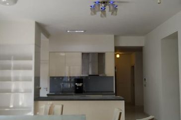 Sixceylon Condominium