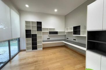 Changkat Kiara Surya