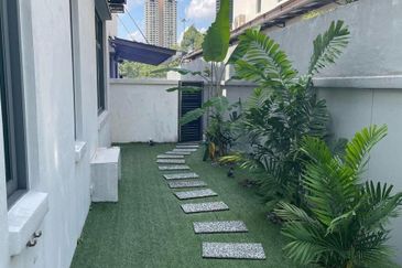 Changkat Kiara Surya