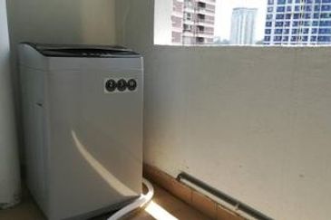 Sri Emas Condominium 4r2b For Sale 520k