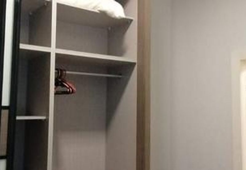 Sixceylon Condominium