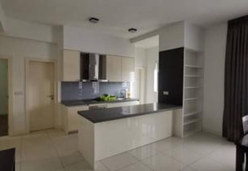 Sixceylon Condominium