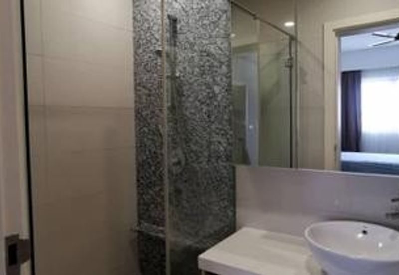 Sixceylon Condominium