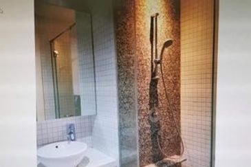 Sixceylon Condominium