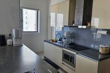 Sixceylon Condominium