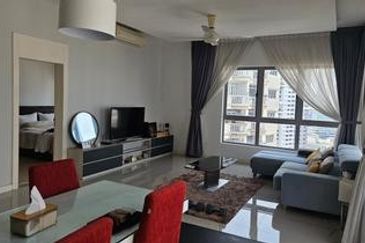 Sixceylon Condominium