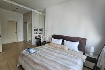 Sixceylon Condominium