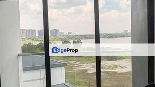 Skyvilla D'island residence for sale 600k , Selangor, Puchong