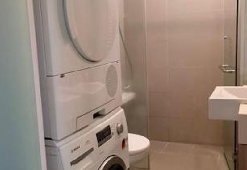 Sixceylon Condominium