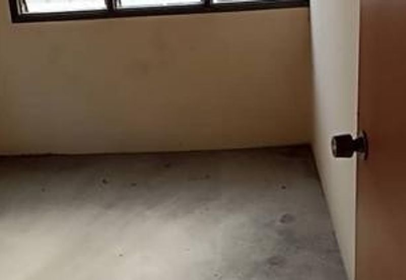 2 storey th at taman maju jaya for sale