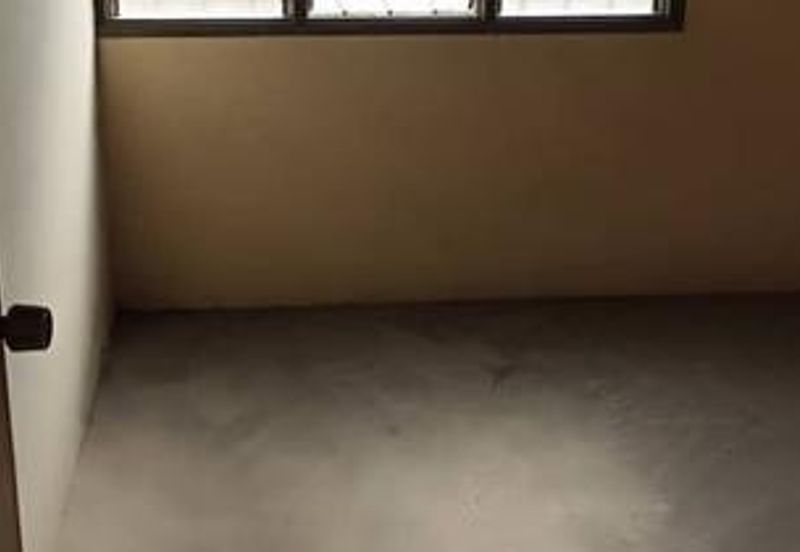 2 storey th at taman maju jaya for sale