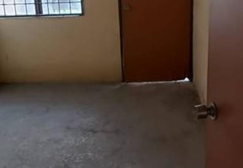 2 storey th at taman maju jaya for sale