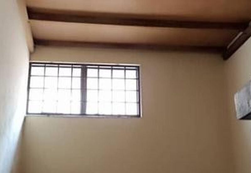 2 storey th at taman maju jaya for sale