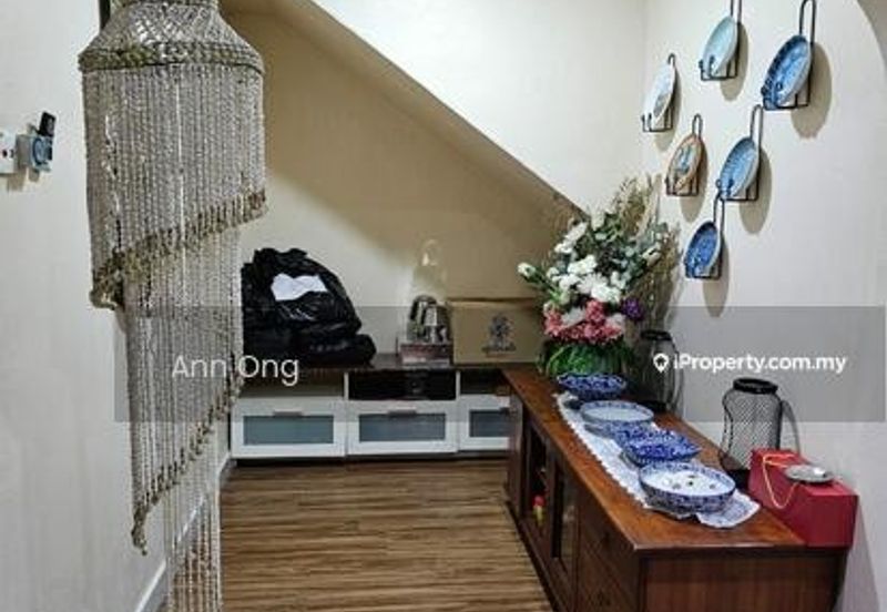 3 Storey Terraced House for Sale