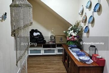 3 Storey Terraced House for Sale