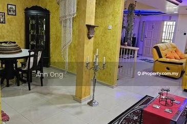 3 Storey Terraced House for Sale